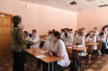 Профориентационная встреча с выпускниками  КГБПОУ «Бийский медицинский колледж»