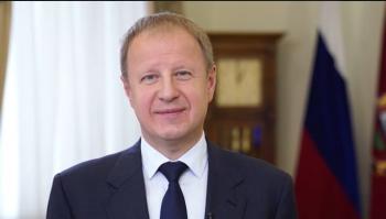 Поздравление Губернатора Алтайского края Томенко В.П. с Днём учителя!